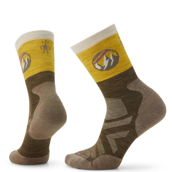 SmartWool Women's Small Athlete Edition Approach Socks Merino Wool Crew Tan NWT - Picture 1 of 1
